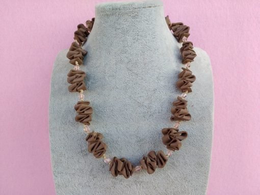 Collana in Gomma Crepla Marrone con Perle, Bigiotteria Artigianale