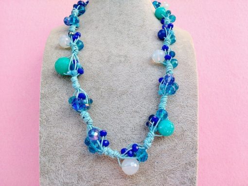 Collana di Perle in Vetro e Mezzo Cristallo Bianco, Azzurro, Blu e Turchese