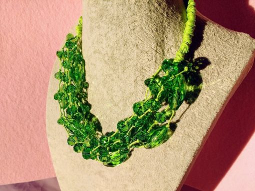 Collana Multifilo Verde di Bigiotteria Artigianale con Vetro e Cristalli