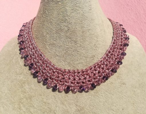 Collana Rosa all'Uncinetto e Cristalli Rosa, Viola con Lamè Rosa
