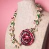 Collana di Cristalli Colorati con Grande Fiore di Raso Rosso e Cordino Bianco